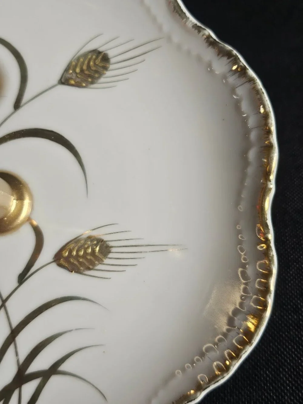 Mid Century Lefton China Golden Wheat Porcelain Bon Bon Dish With Center Handle